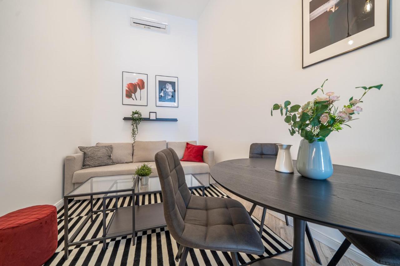 K33- Boutique Apartments, Best Location, By Bqa Budapeşte Dış mekan fotoğraf